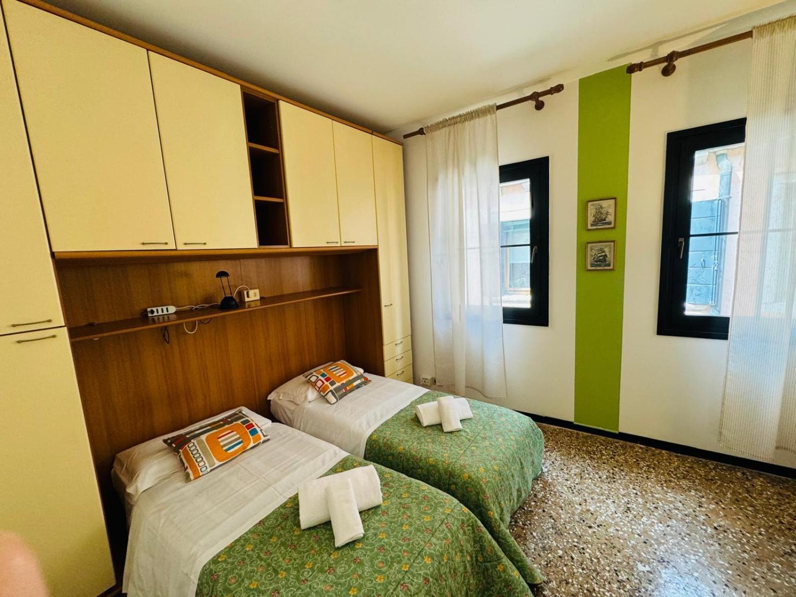 Grimaldi Apartments San Marco & Castello เวนิส ภายนอก รูปภาพ